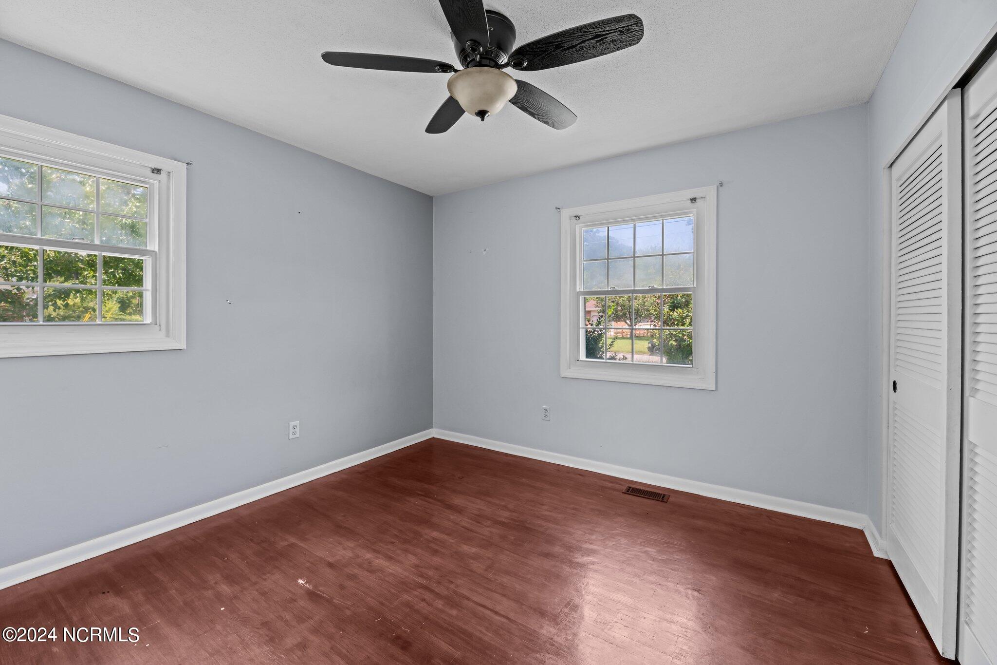120 Stratford Road Havelock, NC 28532 - Photo 22 of 37 35-web-or-mls-DSC_8280