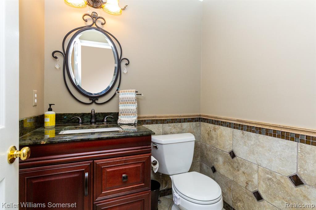 3137 Courtfield Drive Rochester Hills, MI 48309 - Photo 48 of 60