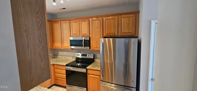 $1,595 | 5743 Corbon Crest Lane, Raleigh, NC 27612