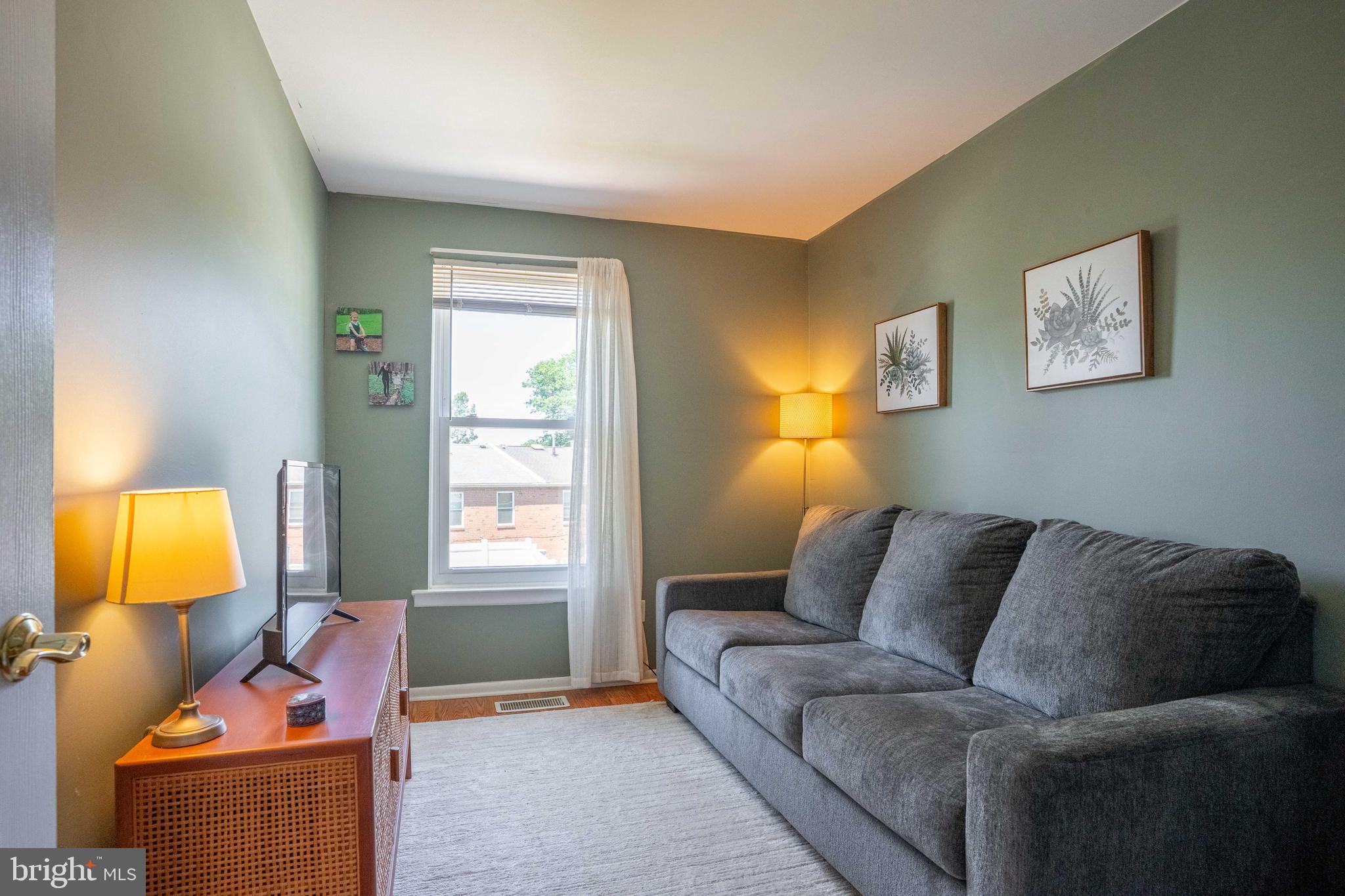 221 Goodford Road Philadelphia, PA 19154 - Photo 13 of 28 Gallery Image 13