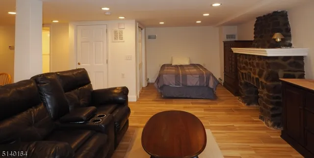 $1,900 | 5 Alma Avenue, Madison, NJ 07940