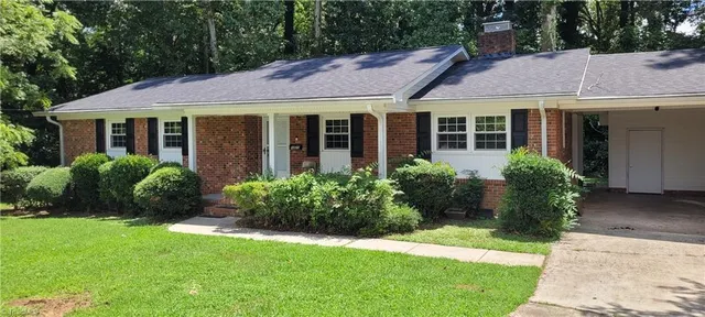 $1,895 | 1301 Pisgah Church Road, Greensboro, NC 27408