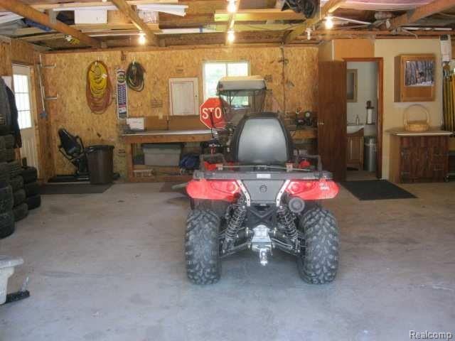 77017 Omo Road Armada, MI 48005 - Photo 23 of 25 workshop2.jpg