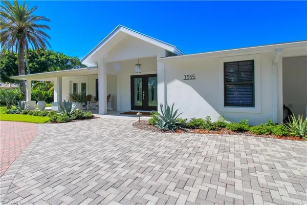 $49,995 | 1555 Crayton Road, Naples, FL 34102