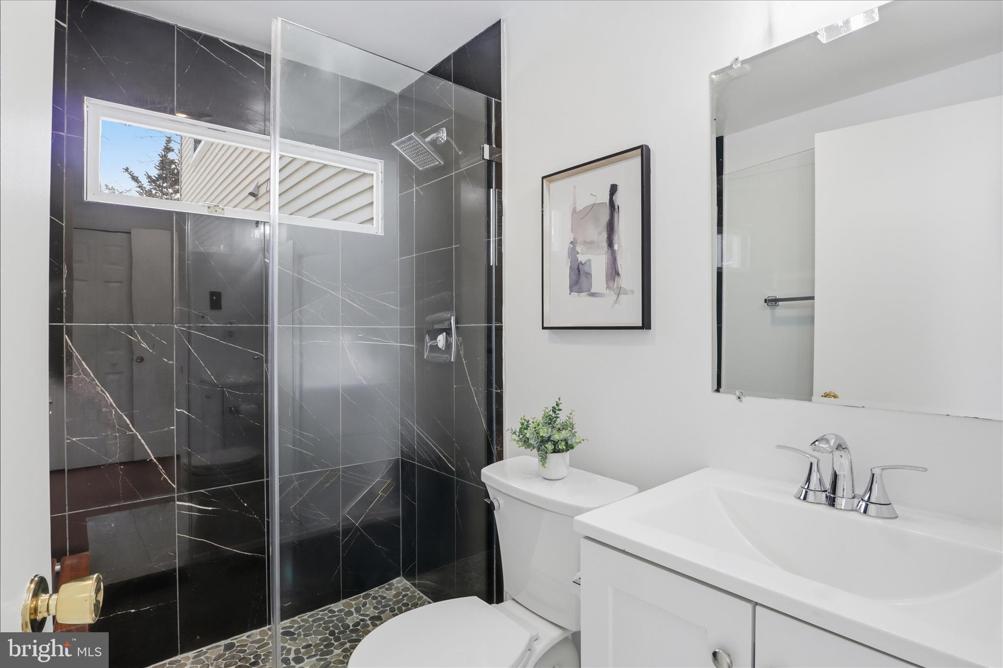 9810 Oleander Avenue Vienna, VA 22181 - Photo 19 of 41