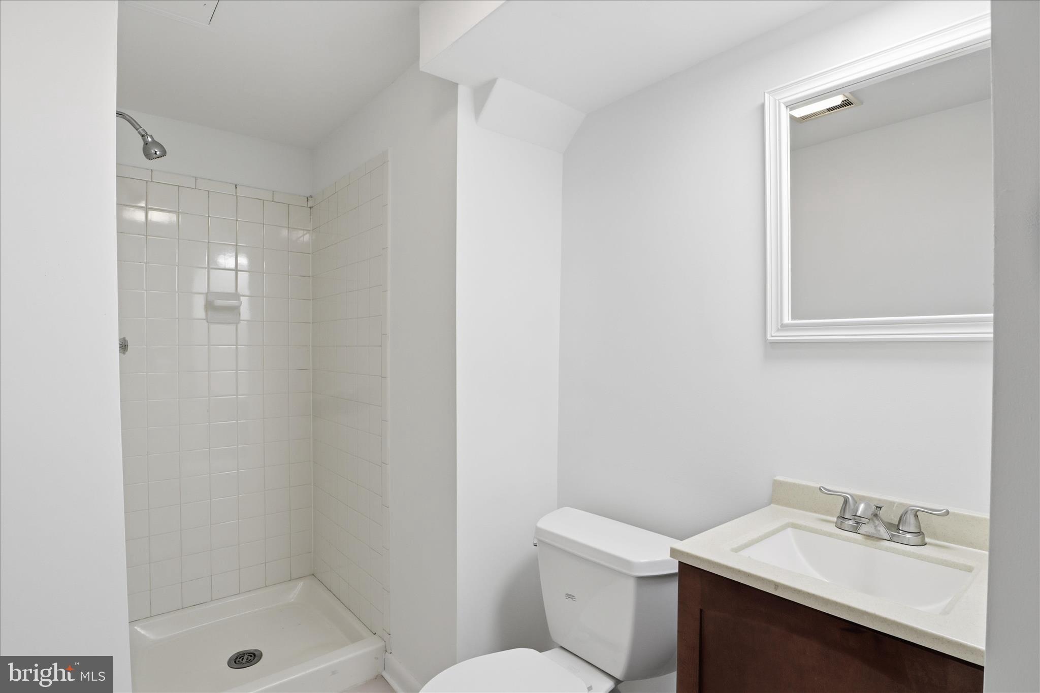 9810 Oleander Avenue Vienna, VA 22181 - Photo 31 of 41