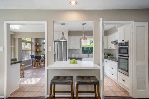 $450,000 | 12523 Burgoyne Drive, Houston, TX 77077