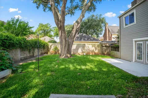 $450,000 | 12523 Burgoyne Drive, Houston, TX 77077