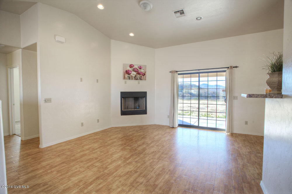 960 Forja Court Rio Rico, AZ 85648 - Photo 8 of 24