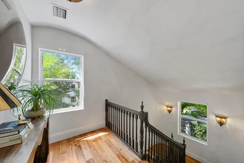 $4,200,000 | 130 Northeast 45th Street, Miami, FL 33137