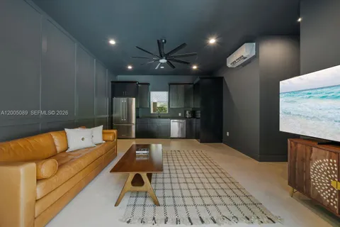 $4,200,000 | 130 Northeast 45th Street, Miami, FL 33137