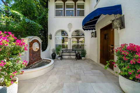 $4,200,000 | 130 Northeast 45th Street, Miami, FL 33137