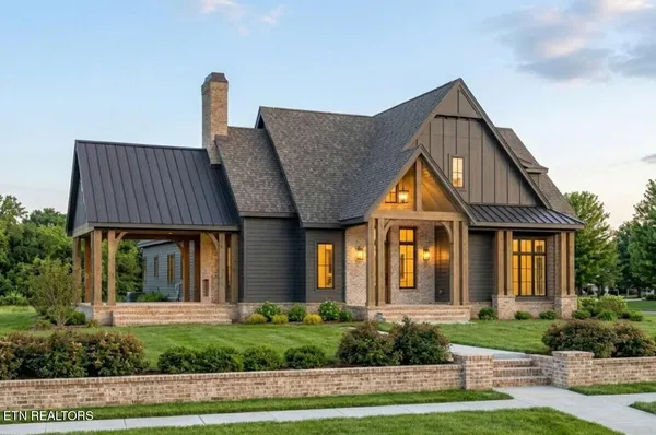 $1,495,000 | 1 Frst Crk Parkway, Oak Ridge, TN 37830