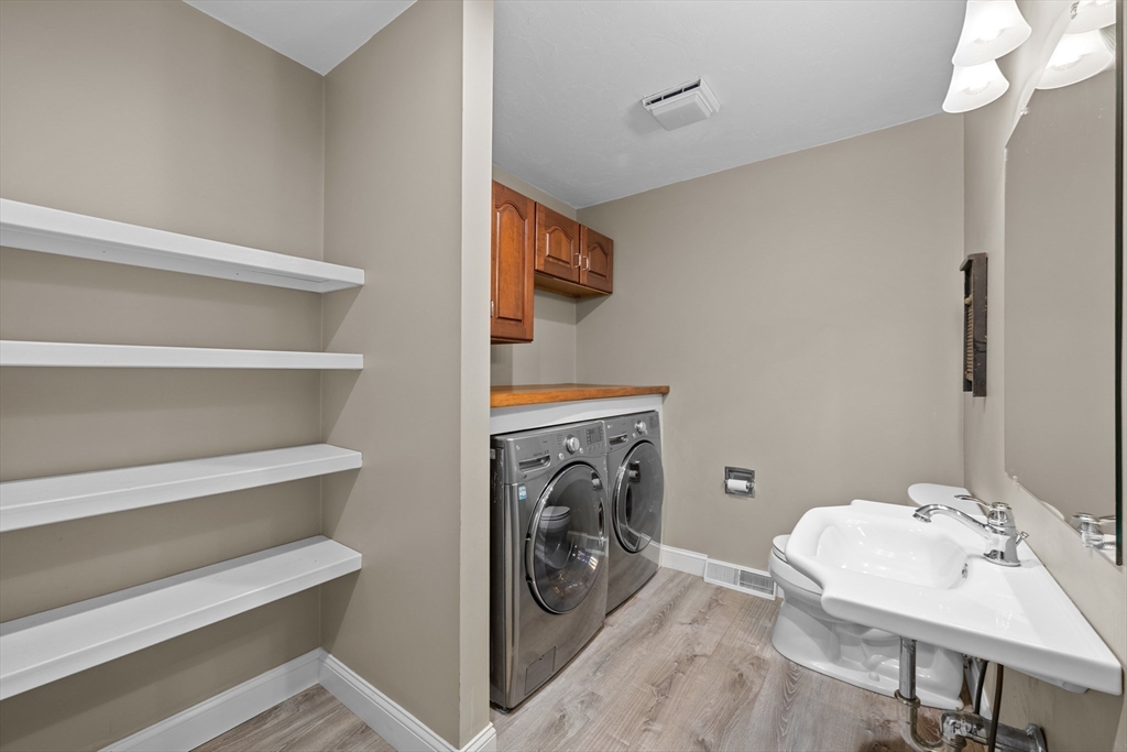 4 Coulson Road Berlin, MA 01503 - Photo 17 of 42