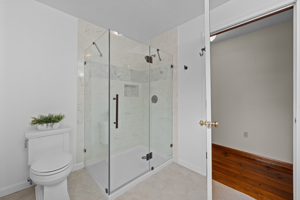 4 Coulson Road Berlin, MA 01503 - Photo 24 of 42