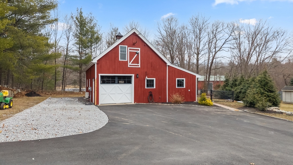 4 Coulson Road Berlin, MA 01503 - Photo 34 of 42