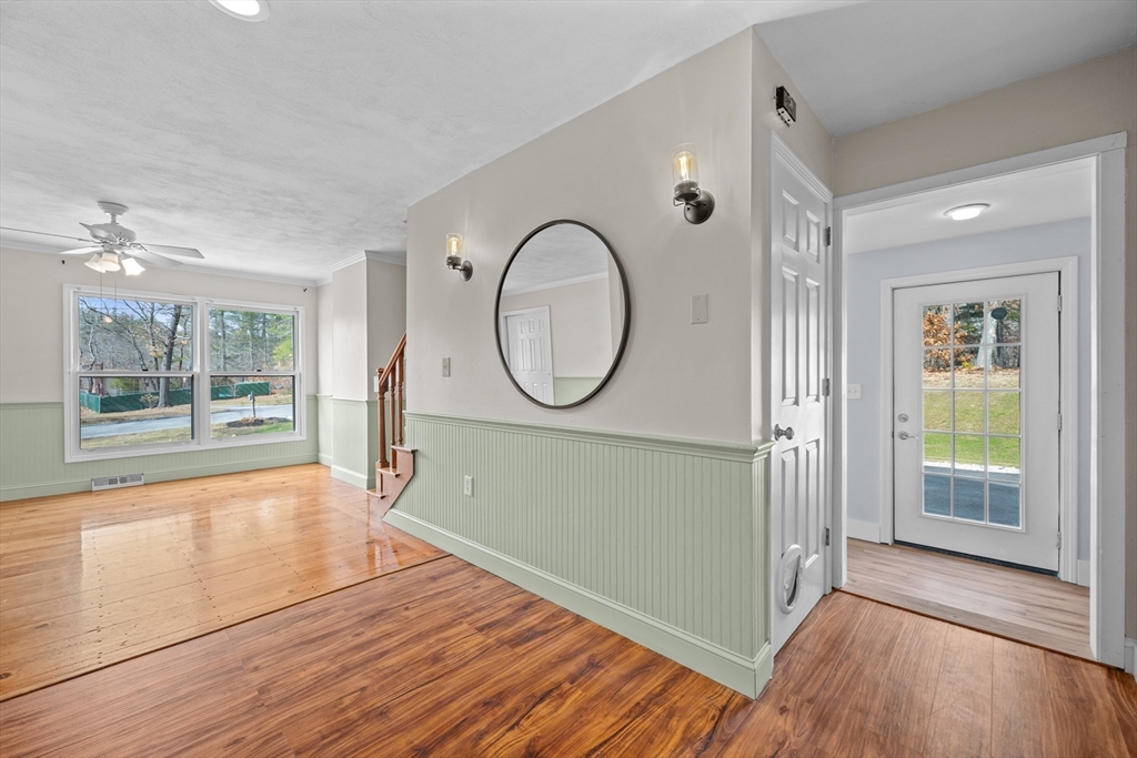 4 Coulson Road Berlin, MA 01503 - Photo 8 of 42