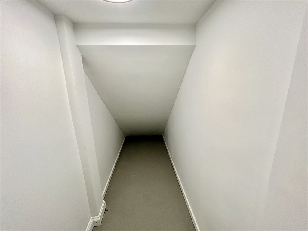 21 Olsen Road, Unit 1 Peabody, MA 01960 - Photo 6 of 14 Gallery Image 6