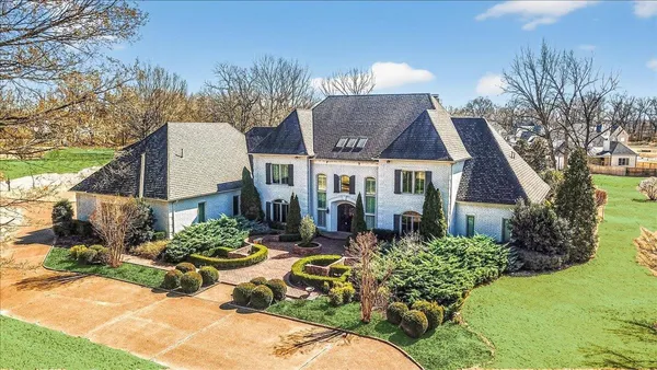 $1,649,950 | 9141 Forest Bend Court, Germantown, TN 38138