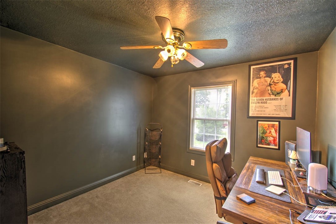 420 Elm Street Mount Zion, IL 62549 - Photo 13 of 28