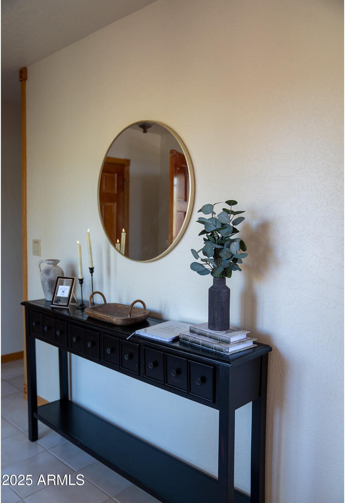 9651 Wild Turkey Lane Strawberry, AZ 85544 - Photo 38 of 41 a vase of flowers sitting on a table