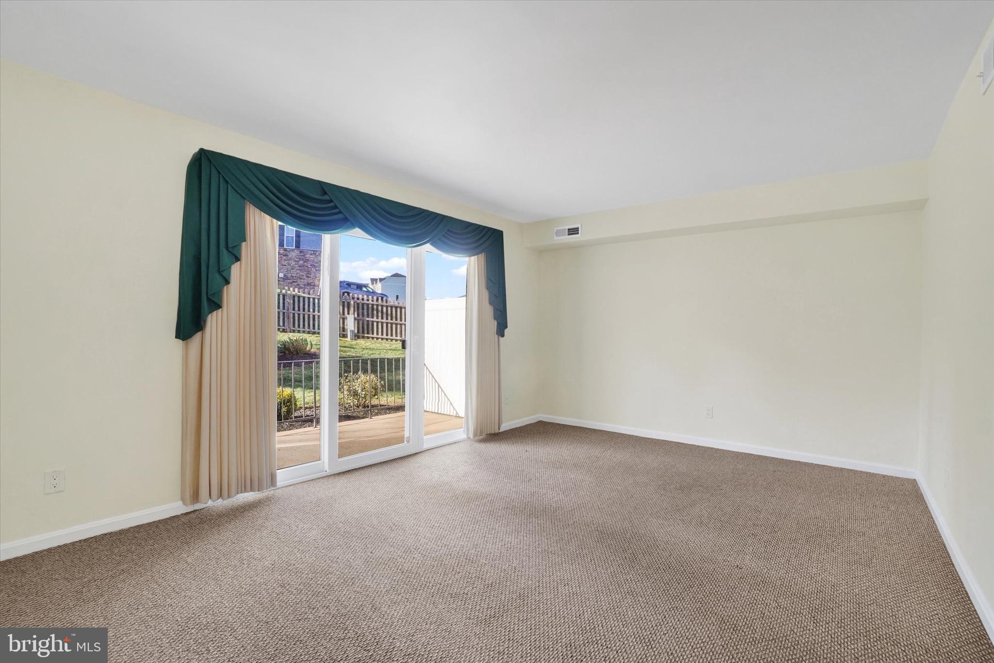 1000 Country Club Road, Unit 4 York, PA 17403 - Photo 12 of 32 Gallery Image 12