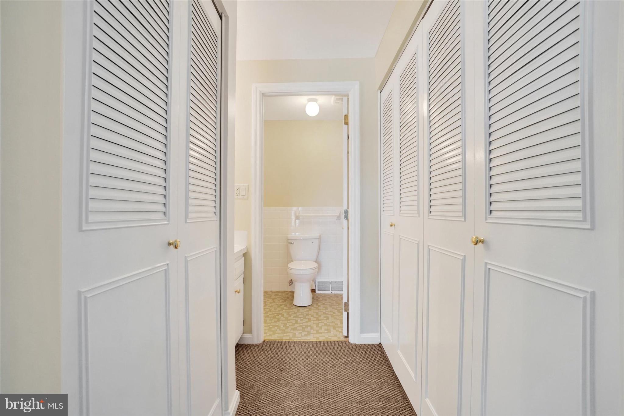 1000 Country Club Road, Unit 4 York, PA 17403 - Photo 21 of 32 Gallery Image 21