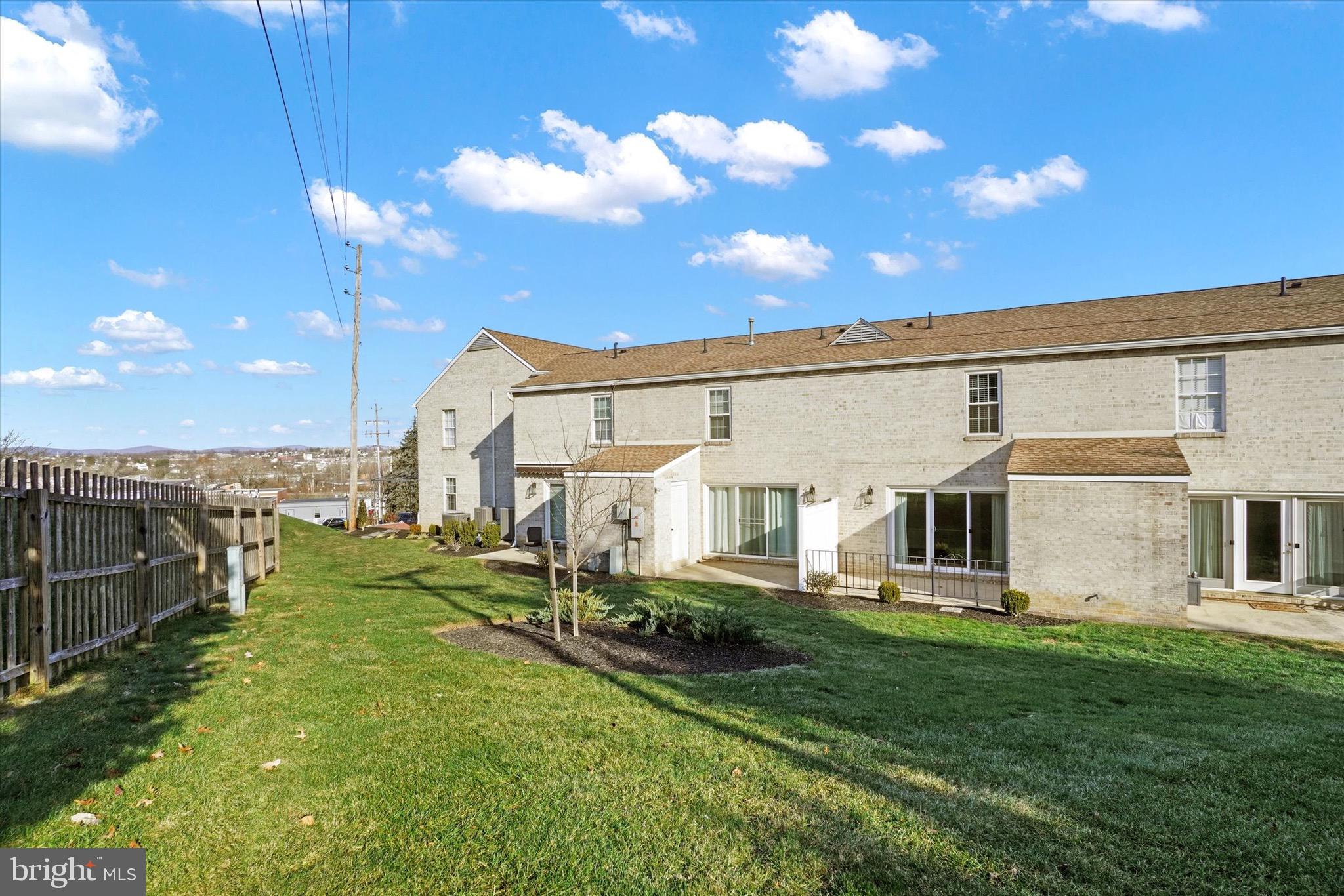1000 Country Club Road, Unit 4 York, PA 17403 - Photo 26 of 32 Gallery Image 26