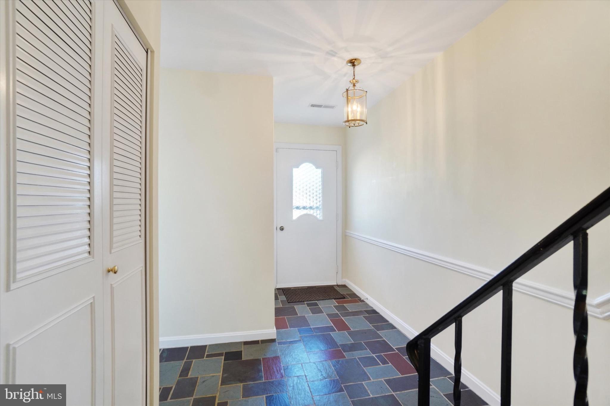 1000 Country Club Road, Unit 4 York, PA 17403 - Photo 4 of 32 Gallery Image 4