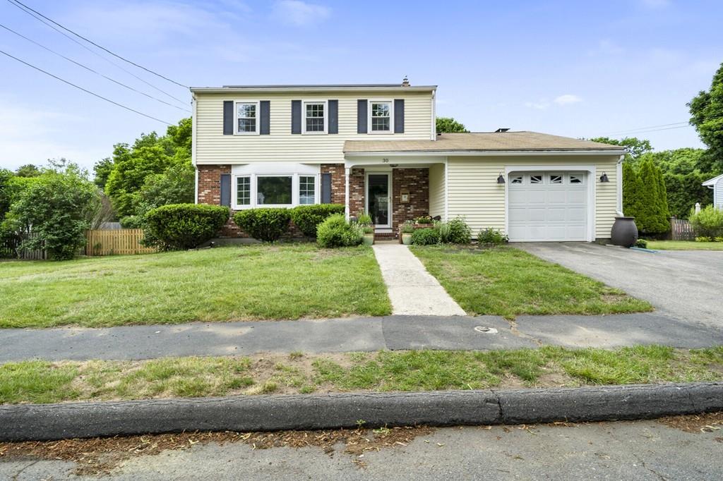 30 Sonning Road Beverly, MA 01915 - Photo 2 of 23 Gallery Image 2