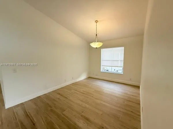 an empty room with a empty space