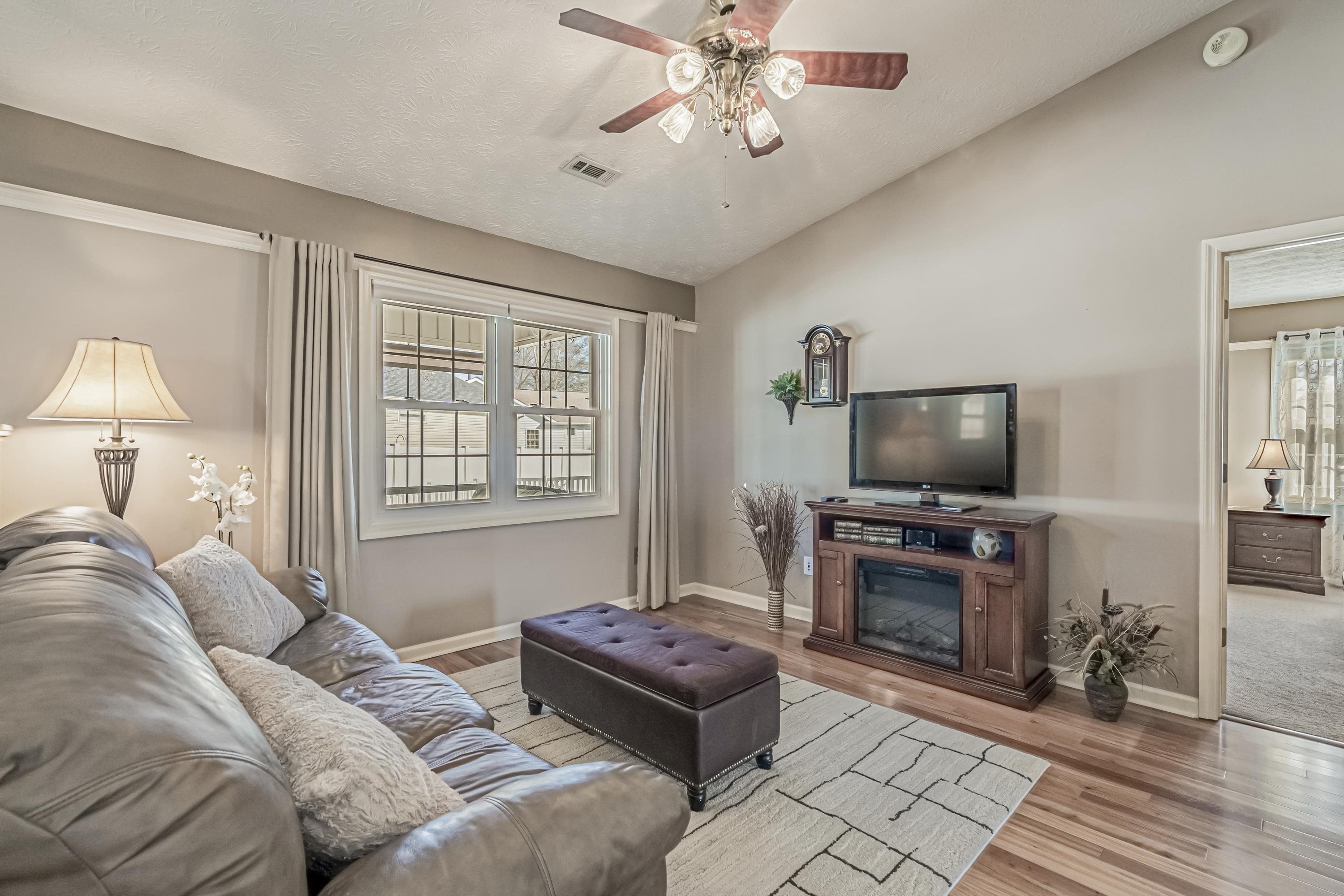 923 Wind Sail Court Murrells Inlet, SC 29576 - Photo 5 of 36 Gallery Image 5