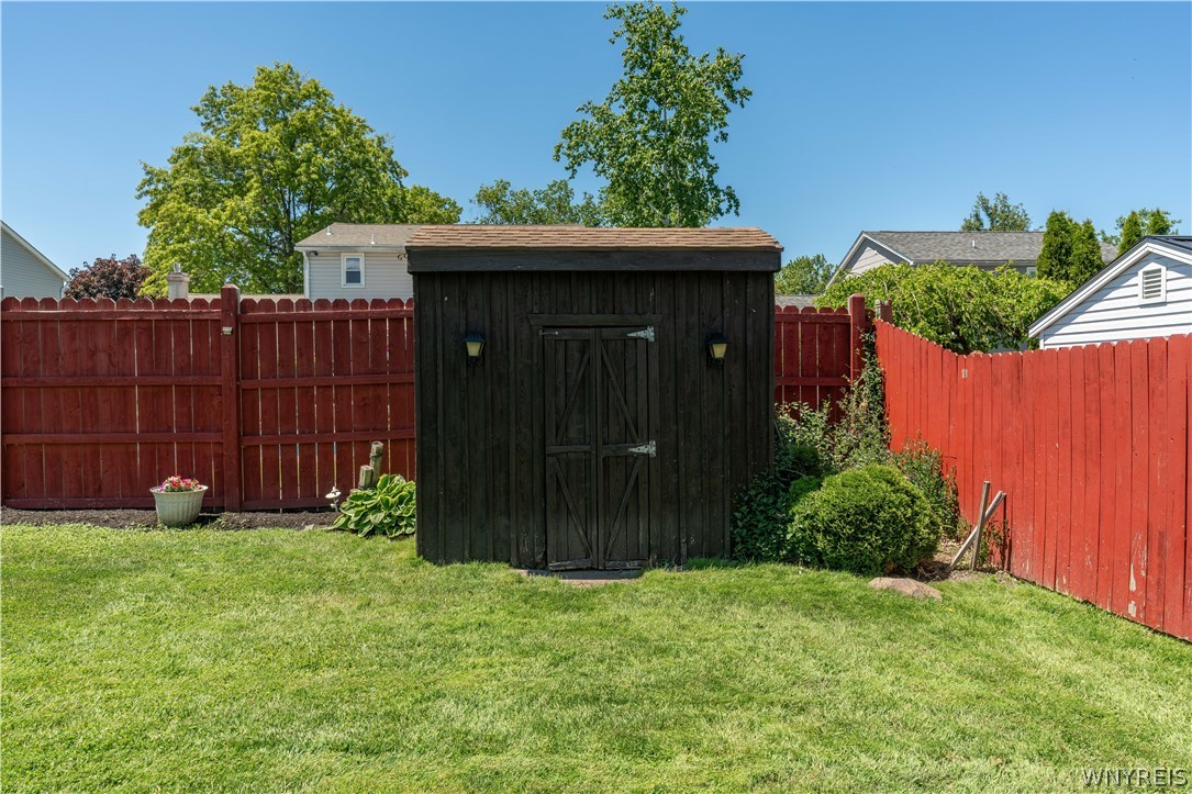 3726 Breckenridge Road Hamburg, NY 14075 - Photo 40 of 45