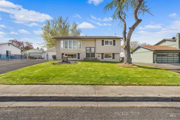 $469,000 | 1934 Powers Avenue, Lewiston, ID 83501