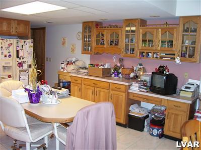 5418 Chapmans Road Allentown, PA 18104 - Photo 9 of 14 Kitchen