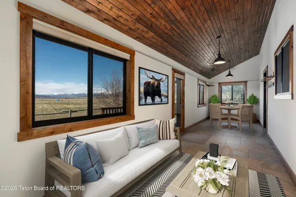 $1,195,000 | 268 Fisherman's Lane, Freedom, WY 83120