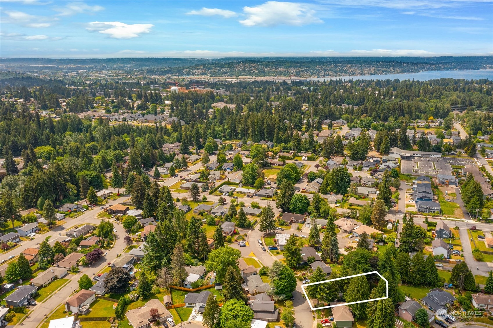 4200 Northeast 19th Street Renton, WA 98059 - Photo 24 of 25 an aerial view of multiple house