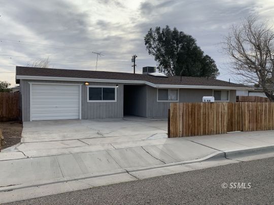712 South Allen Street Ridgecrest, CA 93555 - Photo 3 of 26