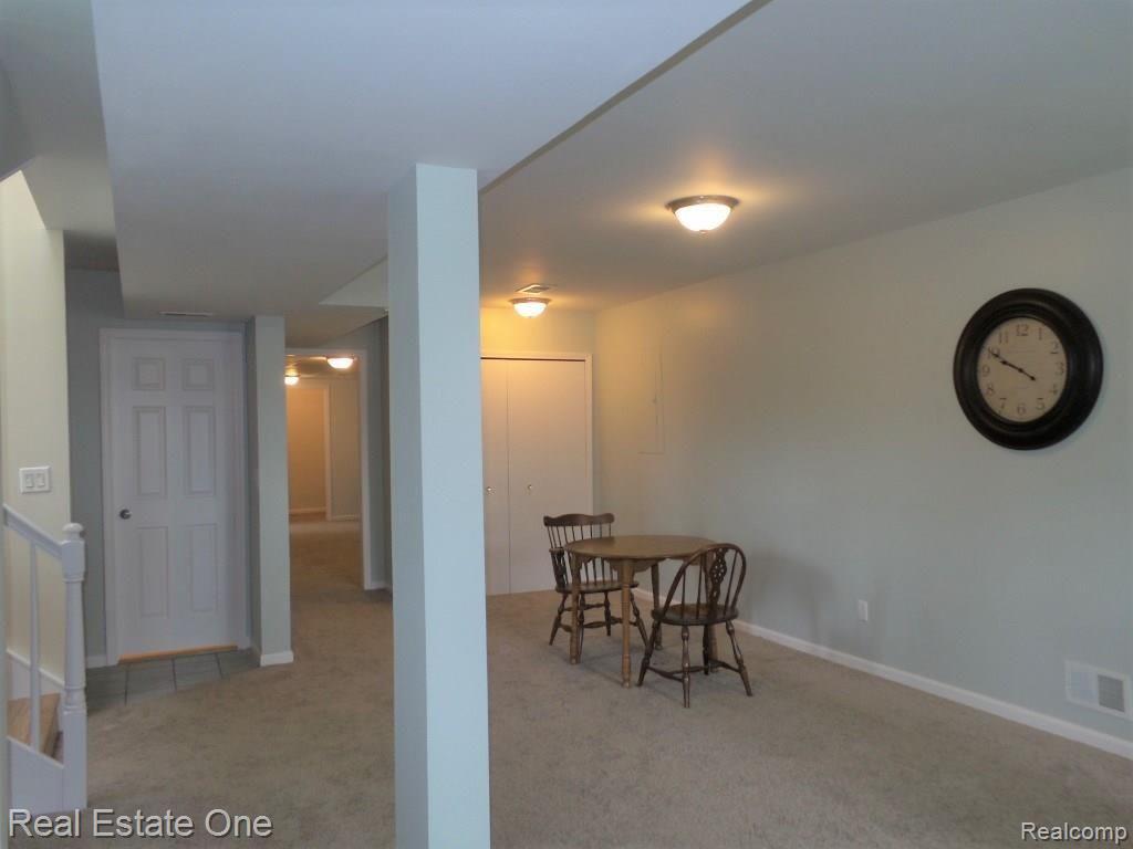 7286 Andersonville Road Clarkston, MI 48346 - Photo 18 of 30 Cards, anyone?