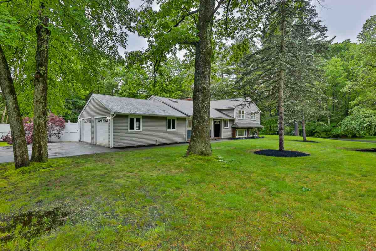 4 Driftwood Road Derry, NH 03038 - Photo 31 of 35