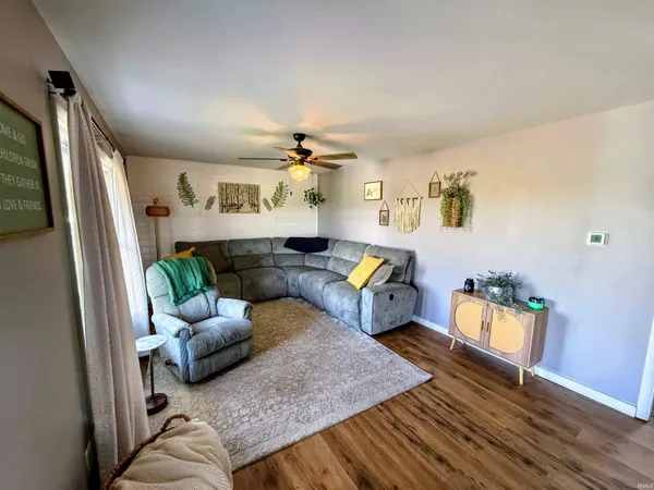 $239,000 | 301 East Viola Avenue, Washington, IN 47501