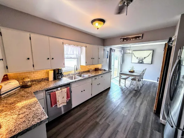 $239,000 | 301 East Viola Avenue, Washington, IN 47501