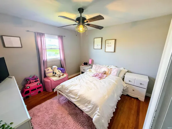 $239,000 | 301 East Viola Avenue, Washington, IN 47501