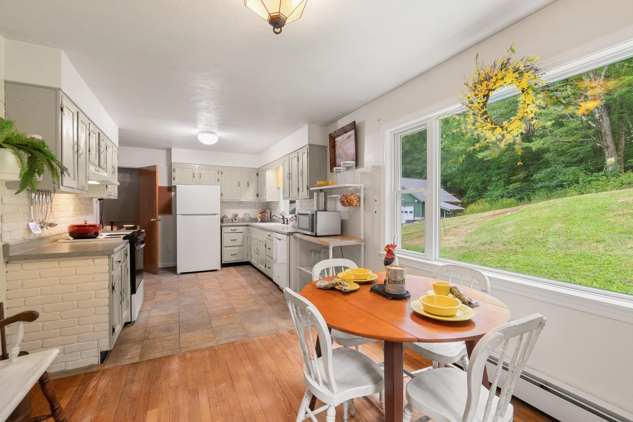 1402 French Hill Road St. Albans Town, VT 05478 - Photo 17 of 54 Gallery Image 17