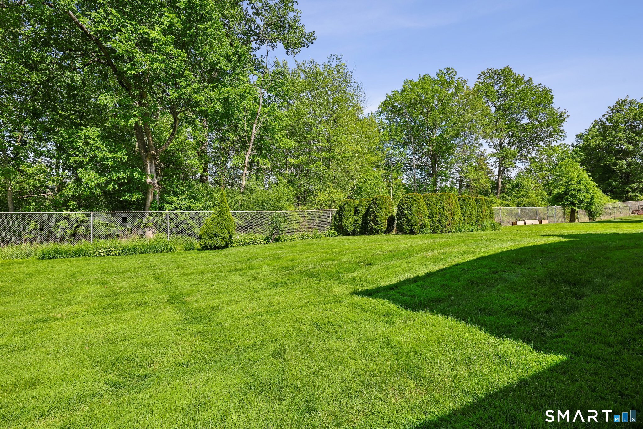 46 Stonegate Drive Wethersfield, CT 06109 - Photo 33 of 36