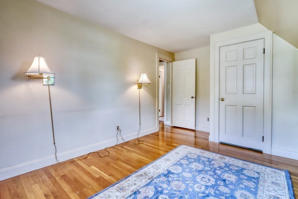 37 Sherwood Road Melrose, MA 02176 - Photo 24 of 42