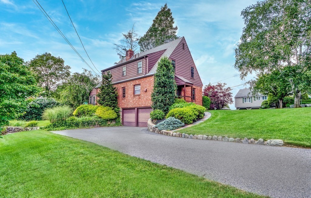 37 Sherwood Road Melrose, MA 02176 - Photo 34 of 42