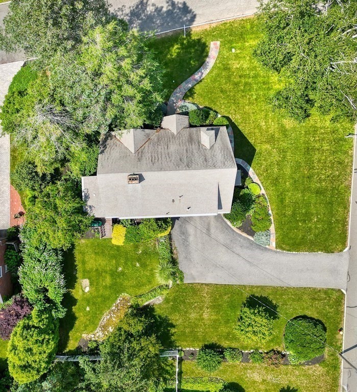 37 Sherwood Road Melrose, MA 02176 - Photo 35 of 42