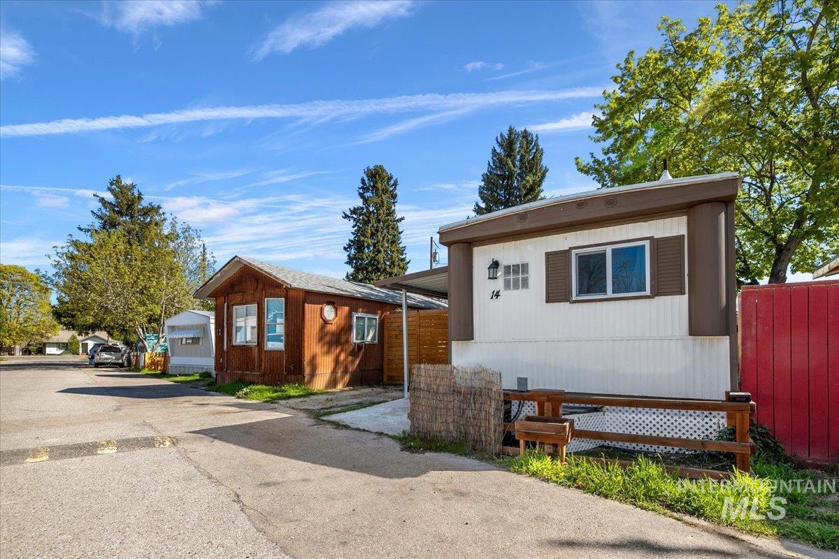 7701 West Ustick Road, Unit 14 Boise, ID 83704 - Photo 3 of 22 View of front facade