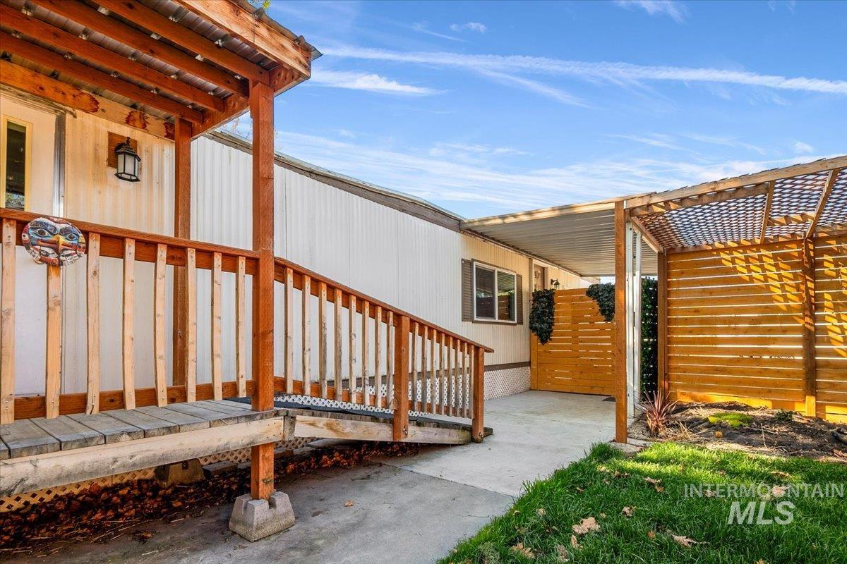 7701 West Ustick Road, Unit 14 Boise, ID 83704 - Photo 7 of 22 View of patio / terrace